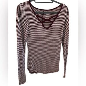 NWOT Women’s Long sleeve Top, size M